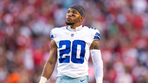 Dallas Cowboys running back Tony Pollard (20) during the first quarter against the San Francisco 49ers at Levi’s Stadium.